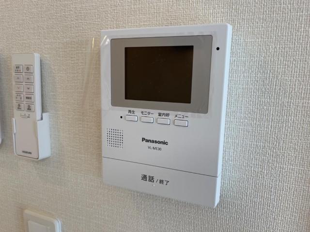 セキュリティ　カメラ付インターホン（イメージ）