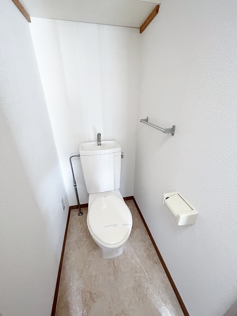 トイレ　他のお部屋の参考写真です。