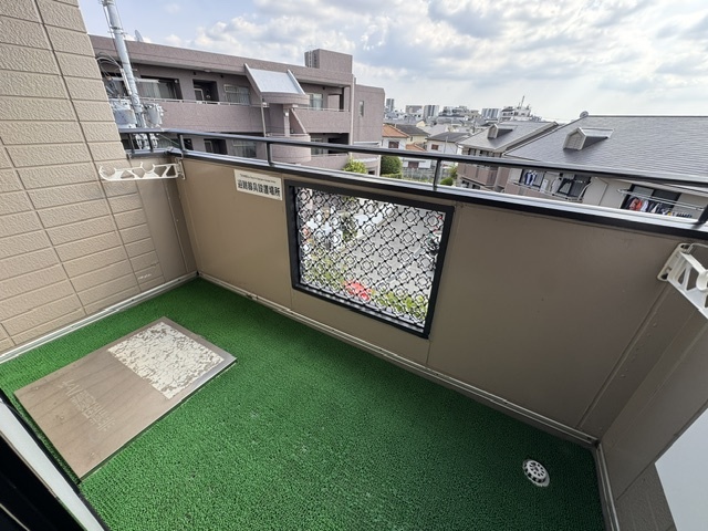 阪急宝塚線 豊中駅 徒歩13分 3階建 築35年の内装写真