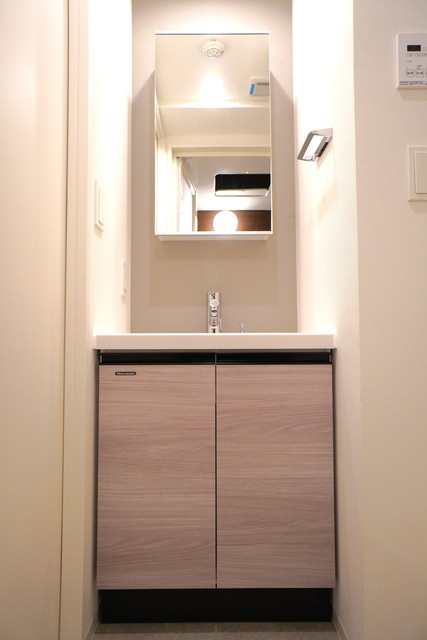 洗面設備　※写真は同タイプ住戸です。