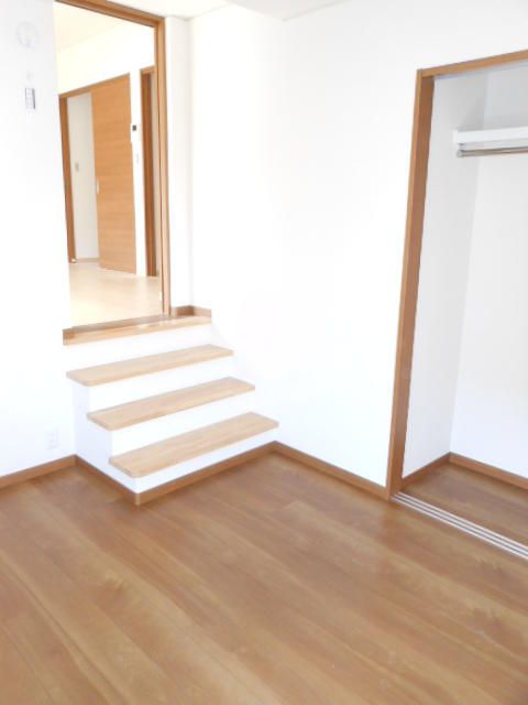 その他部屋・スペース　明るい色調の室内です