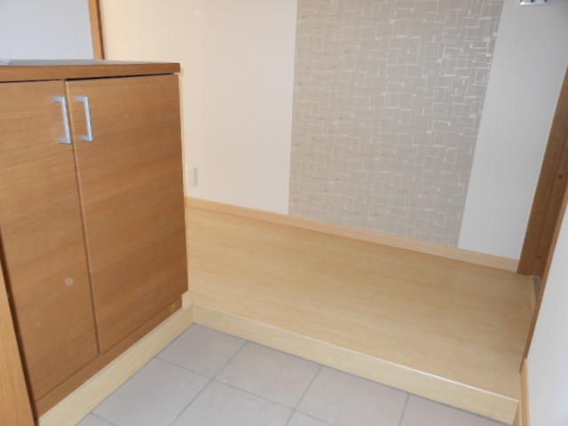 玄関　収納もある玄関です