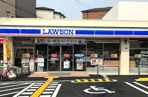 コンビニ　ローソン 新喜多東一丁目店（コンビニ）まで614m