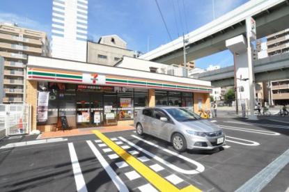 コンビニ　セブンイレブン　立売堀5丁目店（コンビニ）まで70m