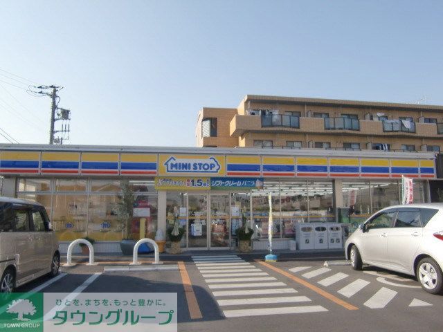 コンビニ　ミニストップ市川田尻3丁目店（コンビニ）まで190m