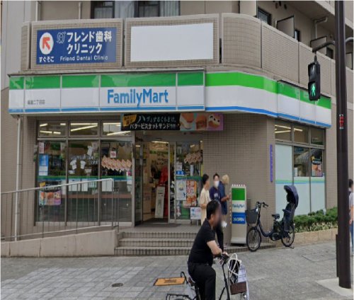 コンビニ　ファミリーマート 福島二丁目店（コンビニ）まで166m