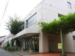 図書館　世田谷区立世田谷図書館（図書館）まで798m