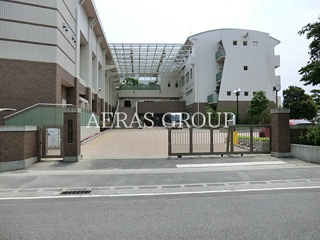 中学校　朝霞市立朝霞第一中学校（中学校）まで1250m