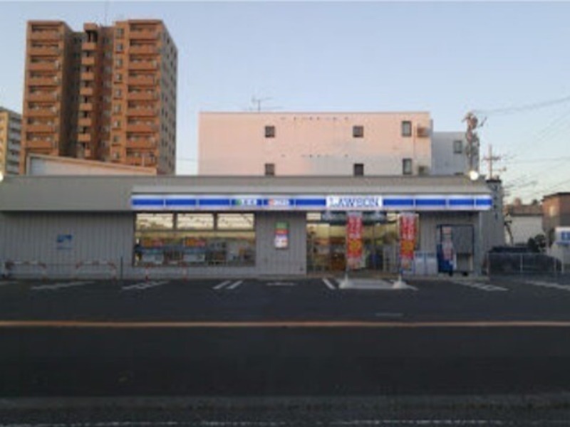 コンビニ　ローソン札幌北17東三丁目店（コンビニ）まで76m