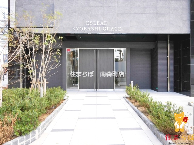 エントランス　共用部の印象も大切に