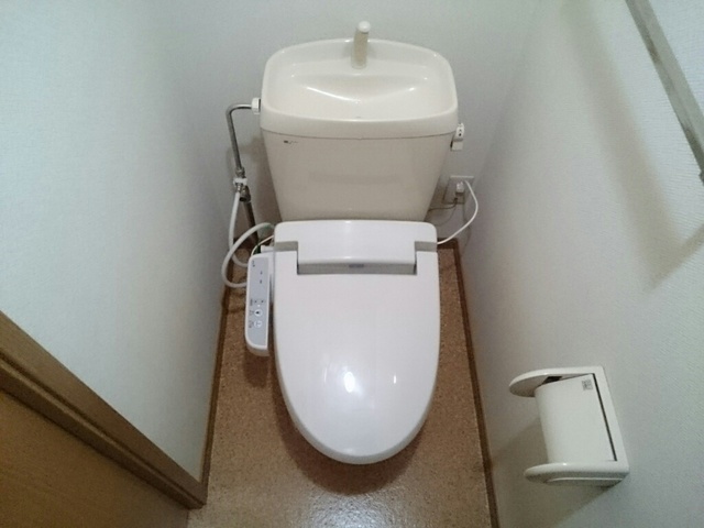トイレ　ウォシュレット