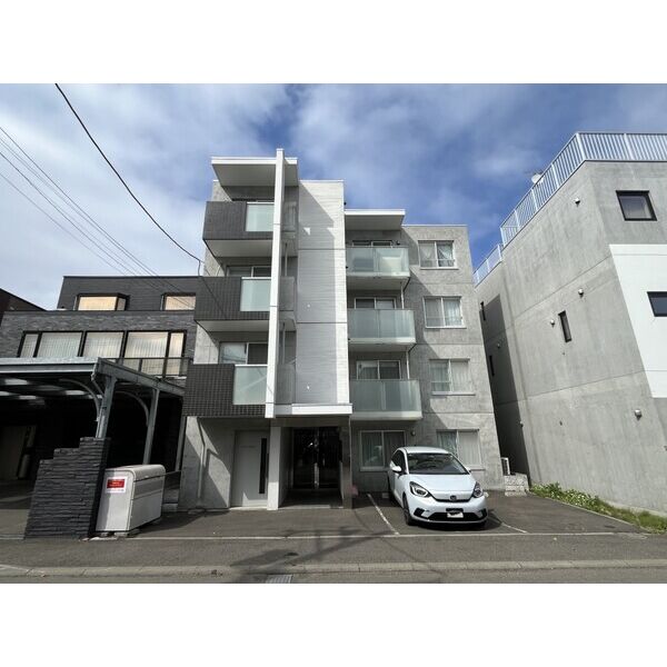 建物外観　☆物件名【ルフェリ南郷】 とお伝え下さい！