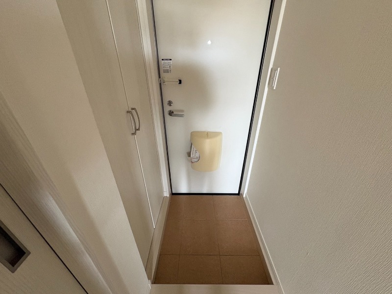 玄関　※１階別号室※