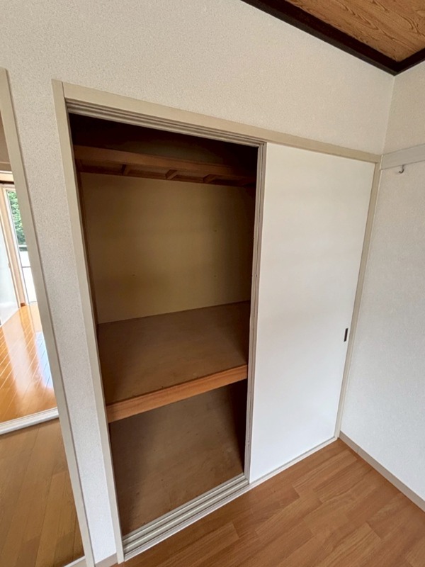 収納　別室参照