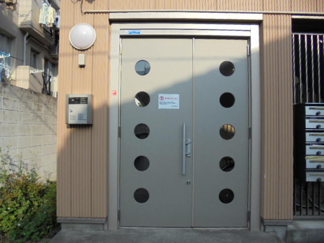 エントランス　オートロック
