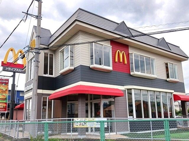 飲食店　マクドナルド 伊奈町店（飲食店）まで350m
