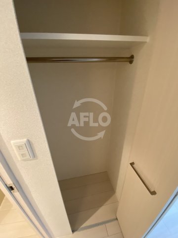 収納　プレサンス本町ジョイス　クローゼット