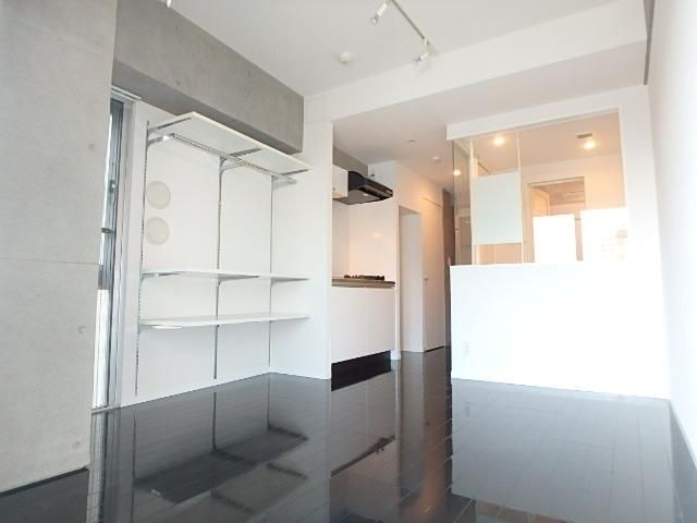 居室・リビング　☆６．５帖の清潔感のあるお部屋です☆