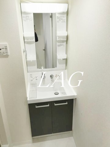 洗面設備　洗面台です。
