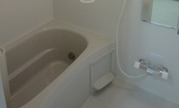 バス・シャワールーム　※別部屋の参考写真です。