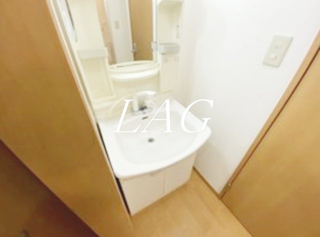 洗面設備　独立洗面台です。