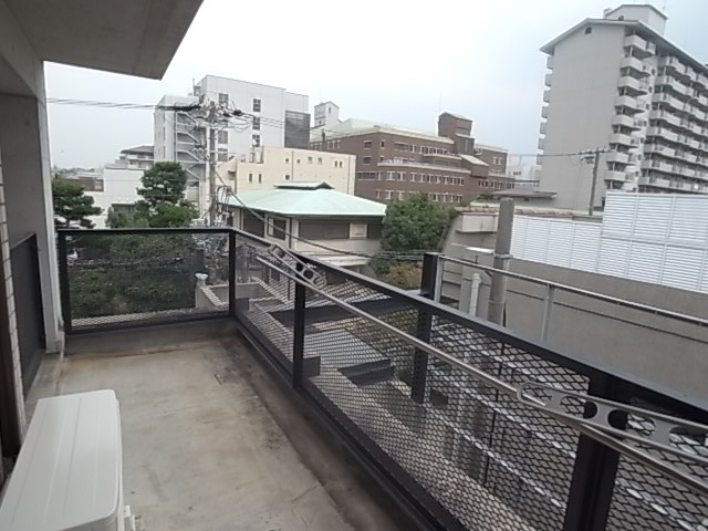 バルコニー　開放的なバルコニーです