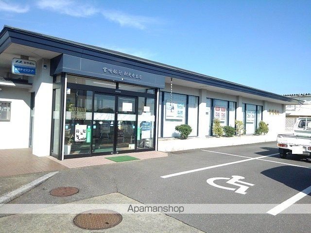 銀行　宮崎銀行財光寺支店（銀行）まで1000m