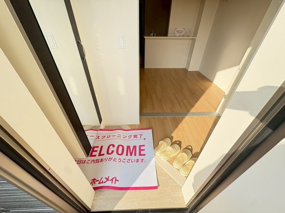 玄関　※別部屋の写真です