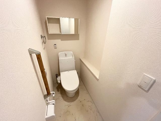 トイレ　シャワー付トイレ