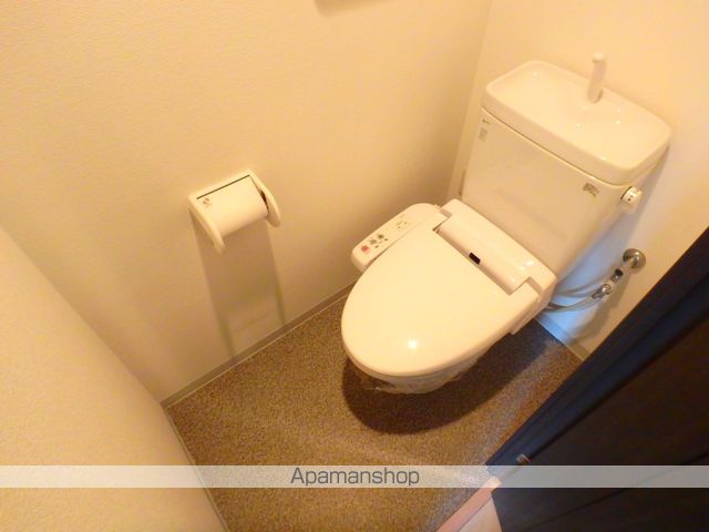 京阪本線 土居駅 徒歩3分 9階建 築19年のトイレ写真