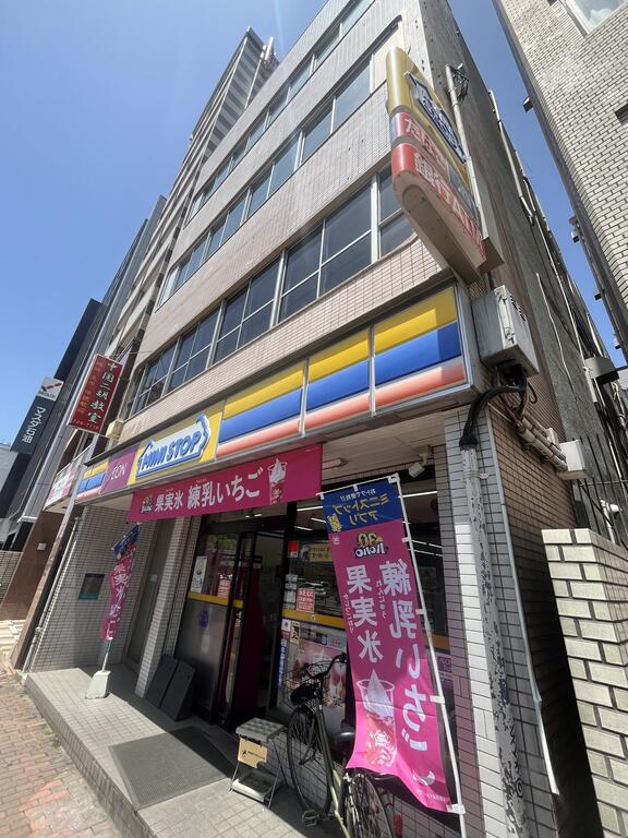 コンビニ　ミニストップ大手門3丁目店（コンビニ）まで209m