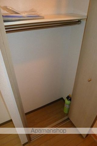 ステージファースト目白の居間写真