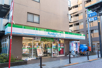 コンビニ　ファミリーマート 新馬場サクセス通り店（コンビニ）まで155m