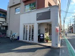飲食店　Patisserie Cafe M.YASUHIKO(パティ（飲食店）まで198m