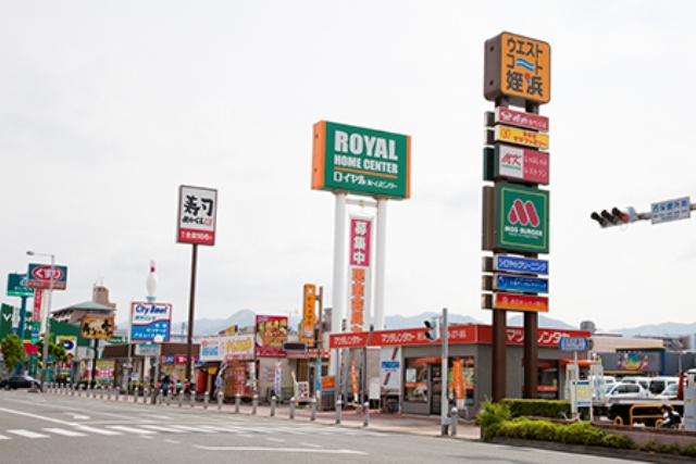 ホームセンター　SAKODAホームファニシングス小戸公園前店（ホームセンター）まで401m