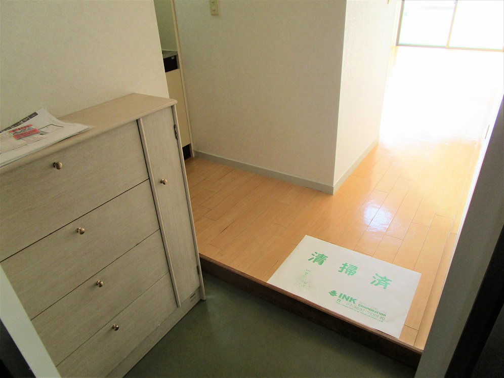 その他部屋・スペース　玄関から