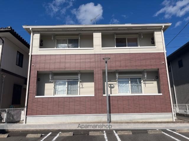 ＪＲ高山本線 岐阜駅 バス乗車時間：25分 最寄りバス停で下車 徒歩4分 築14年