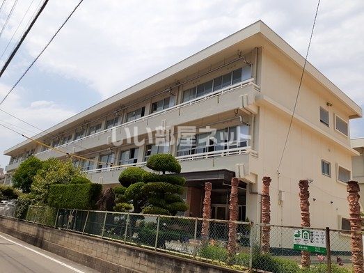 小学校　岡山市立宇野小学校（小学校）まで361m