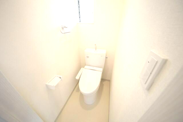 トイレ　ゆったりとした空間のトイレです