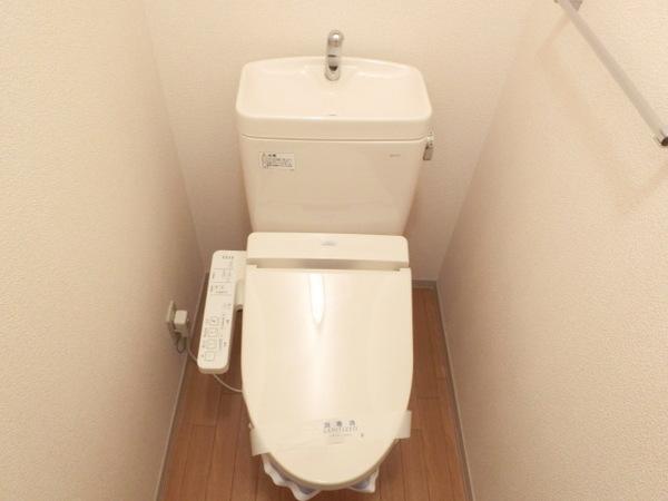 トイレ　ウォシュレット！
