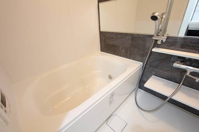 バス・シャワールーム　１日の疲れを癒やしてください