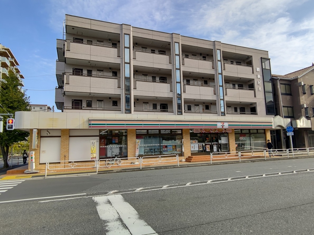 コンビニ　セブンイレブン 浦安北栄2丁目店（コンビニ）まで500m