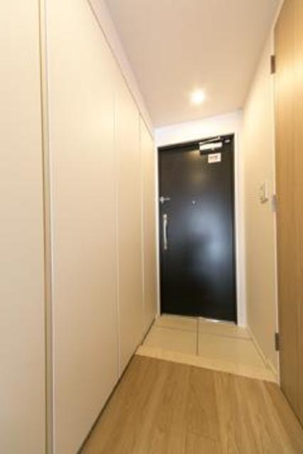 玄関　※写真は同タイプ住戸です。