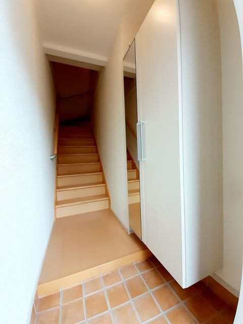 ブラン エピの玄関写真