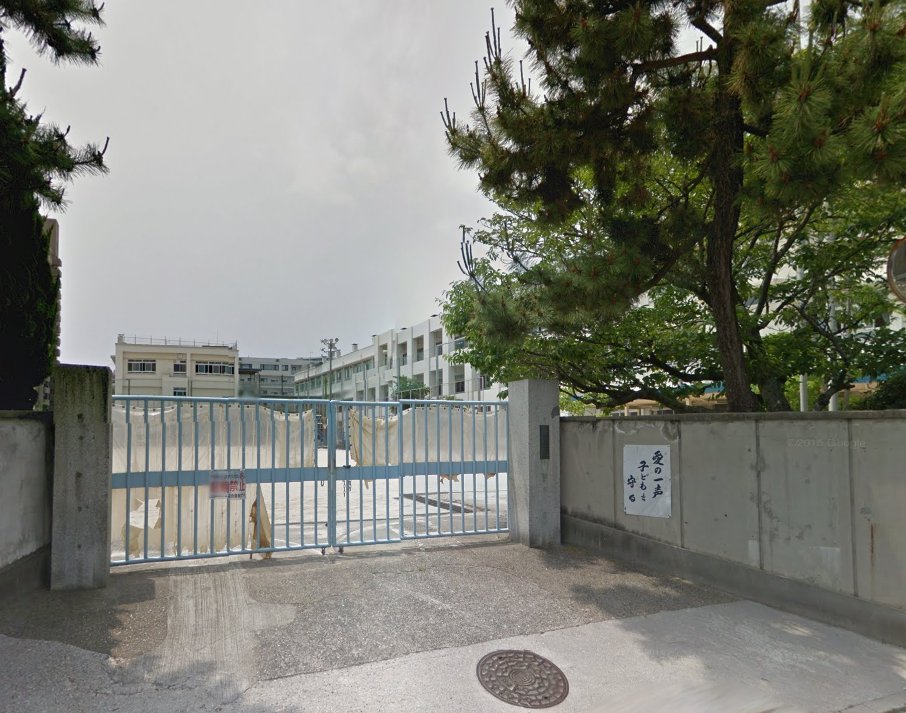 小学校　広島市立比治山小学校（小学校）まで268m