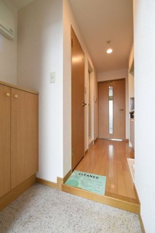 玄関　（別タイプ参考写真）ヴェルト池袋　豊島区池袋３