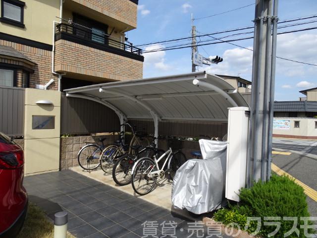 その他共有部分　屋根付き駐輪場