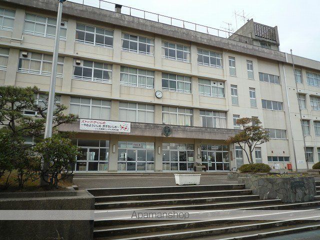 小学校　西内野小学校（小学校）まで650m