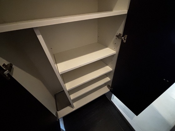 玄関　※別部屋の写真です