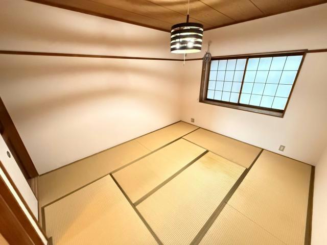 竹田桶ノ井町貸家の居間写真